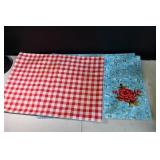 Set of 4 Reversible Placemats