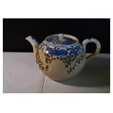 Vtg Stoneware Textured Teapot