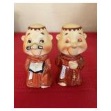 Vtg Ceramic Friar Tuck Monk Salt & Pepper Shakers