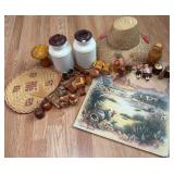 Decorative Souvenir Kitchenware & Figurines