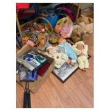 Children's Toys, Dolls, Games & Art