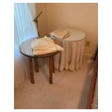 Round Corner Tables