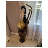 Umbrella Stand With Accessories