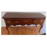 Queen Anne Style Solid Wood Sideboard