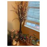 Floral Arrangements and Baskets
