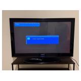 Samsung Flat Panel TV w/Remote42"