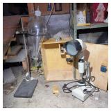 Kimax 2000ml Separatory Funnel & Lit Microscope