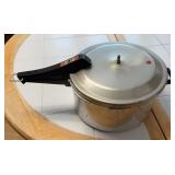 Mirro 6 Qt Aluminum Pressure Cooker M-0536-11