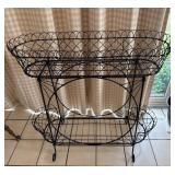 Black Metal Wire Plant Stand