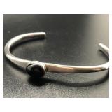 STERLING BRACLET WITH BLACK STONE - 2 1/2" DIAMET
