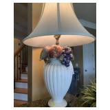 Urn Style Decorative Lamp