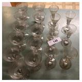 19pcs, 11pcs of Crystal, 8,pcs of glass steamware