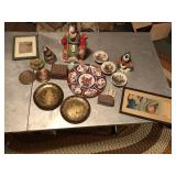 Lot of Asian décor Brass plates ++