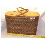 Vintage Picinic Basket