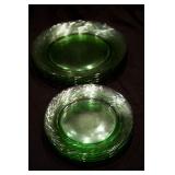 8 x Pyrex Festiva Spring Green Swirl Plates.