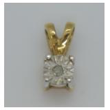 10 KGOLD DIAMOND PENDENT