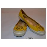 Yellow Gold Tory Burch Size 6 Flats