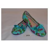 Blue Floral Betsy Johnson Size 6 Flats