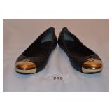 Black w/Brass Look Toe Size 6 Flats