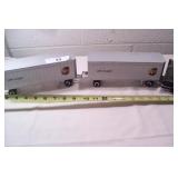 UPS 22"L Die Cast Tractor & Trailer