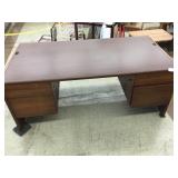 Large Kimball Mahogany 4 Drawer Desk