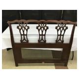Chippendale Chairback Twin Bed-Mahogany