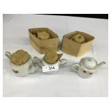 5 NIB! Miniature Ceramic Teapots w/Lids