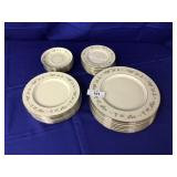 Lenox Fine China Brookdale 32pcs