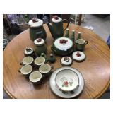 Poppytrail by Metlox CA 20pcs kitchen items