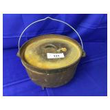 Large 3 Legged Cast Iron Kettle w/Handle