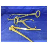 2 Pair of Vintage Ice Tongs & Horse Shoeing Pliers