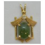 14K GOLD AND JADE PENDENT