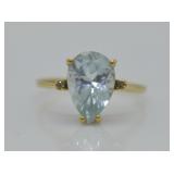 10K GOLD AND AQUAMARINE RING