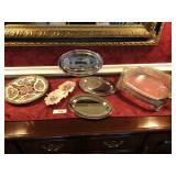 (6) Table décor and serving items