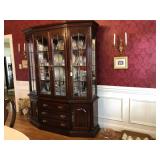 Thomasville traditional matching china hutch