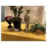 4pcs of home décor items