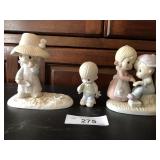 (2) Figurines