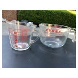 Pair of vintage pyrex batter bowls +