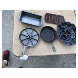 5pcs 2x cast iron skillets ++