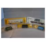 Selection of 5 Atlas N Scale Train Rail Cars