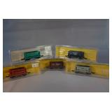 Selection of 5 Atlas N Scale Train Coal Cars