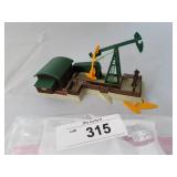 Motion-Type N Scale Oil Rig