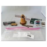 Motorized Windmill,6 Kato N Scale Cars,+ 2 Rail Ca
