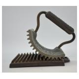 1866 Geneva Sad Iron Fabric Crimper / Fluter