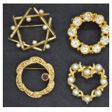 4 pcs. Vintage Costume Brooches