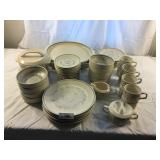 (53) Lenox Blue Breeze Temperware