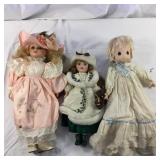 (3) Collecters Dolls