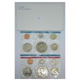 1975 MINT SET P D MINTS