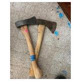 2 Hatchets