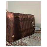 Vintage Lamp and Radio